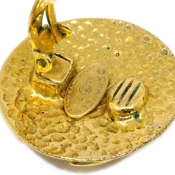 Chanel Button Earrings Clip-On Gold - Picture 4 of 4